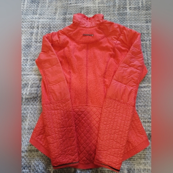 Lululemon Run: Bundle Up Jacket Love Red Sz S - Picture 8 of 9